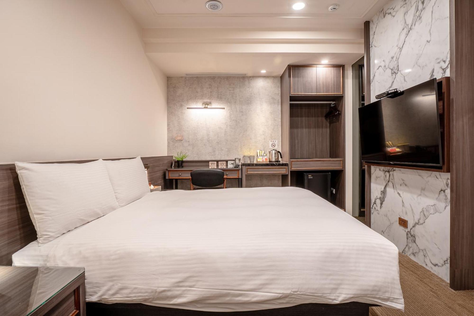 Dream Mansion Hotel Taichung Dış mekan fotoğraf