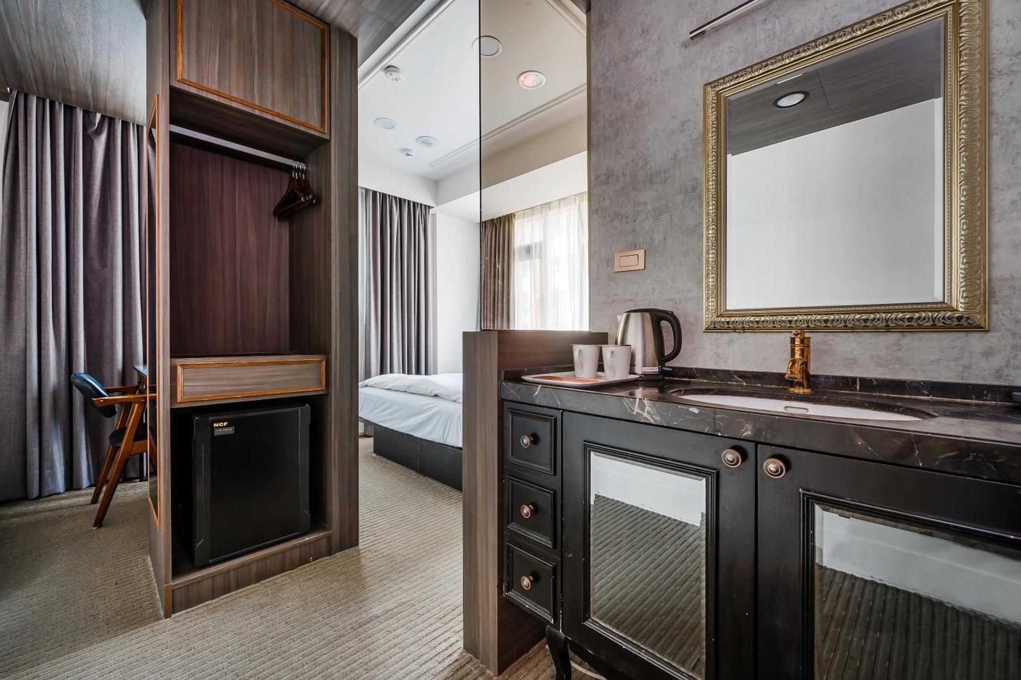 Dream Mansion Hotel Taichung Dış mekan fotoğraf