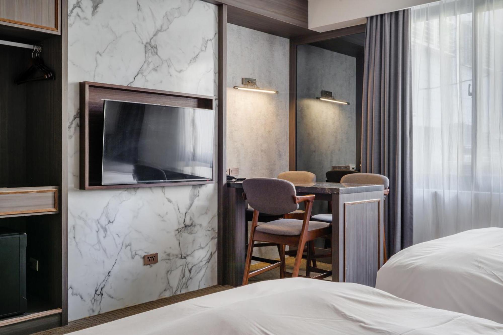 Dream Mansion Hotel Taichung Dış mekan fotoğraf