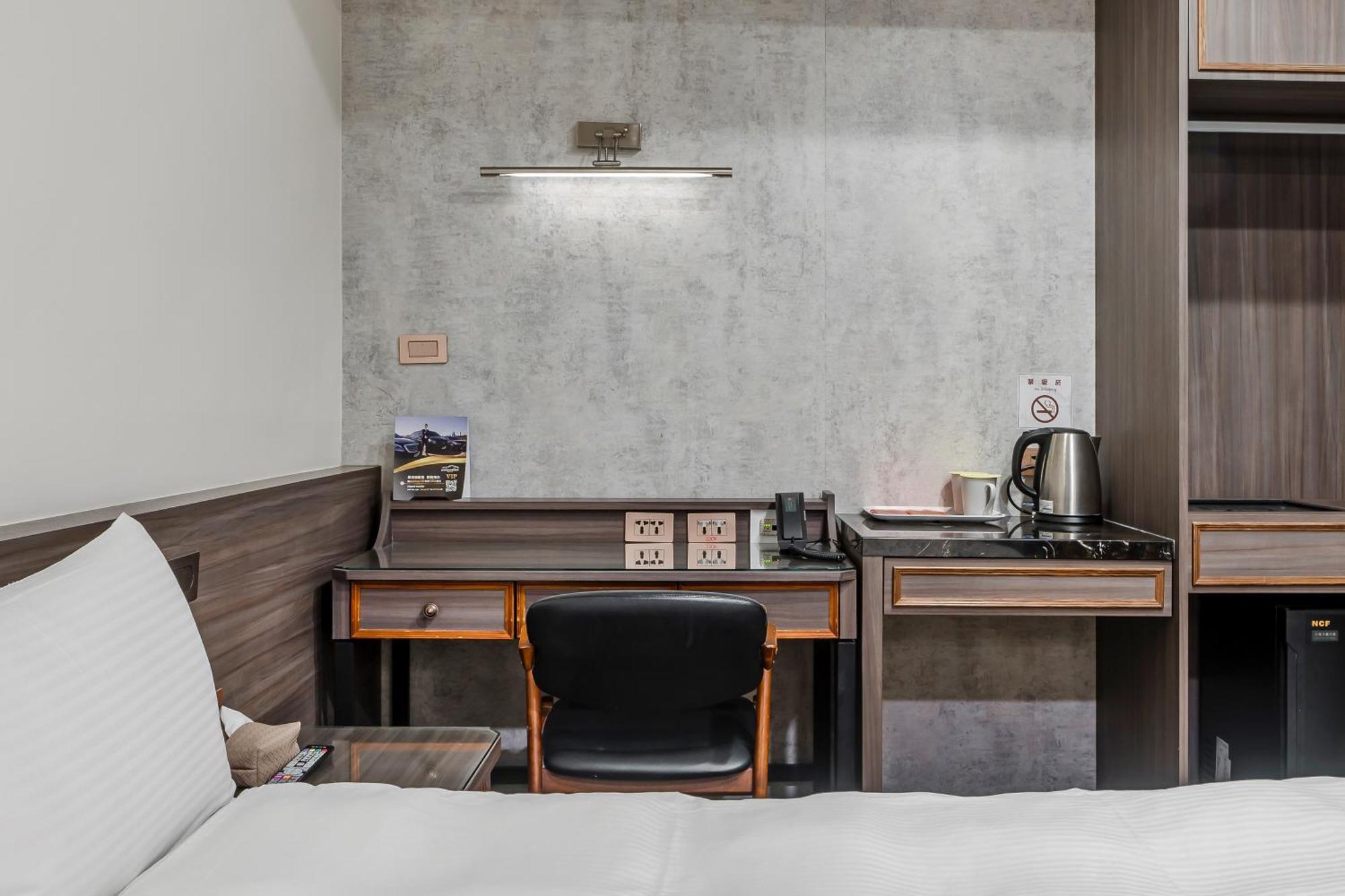 Dream Mansion Hotel Taichung Dış mekan fotoğraf
